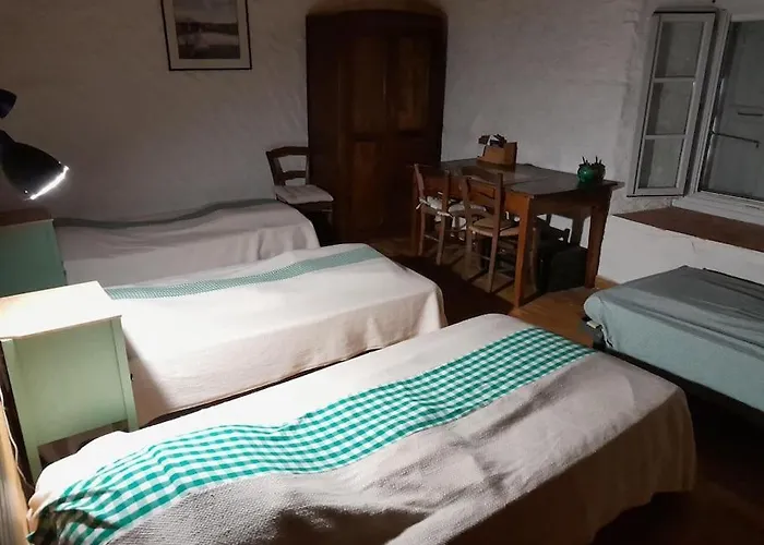 Casa de Férias Au Bord Du Doux, Moulin Isole, Rustique *